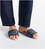 Dioramour Dway Slide - Image 3